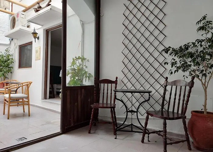 Old Town Tales * עיר רודוס